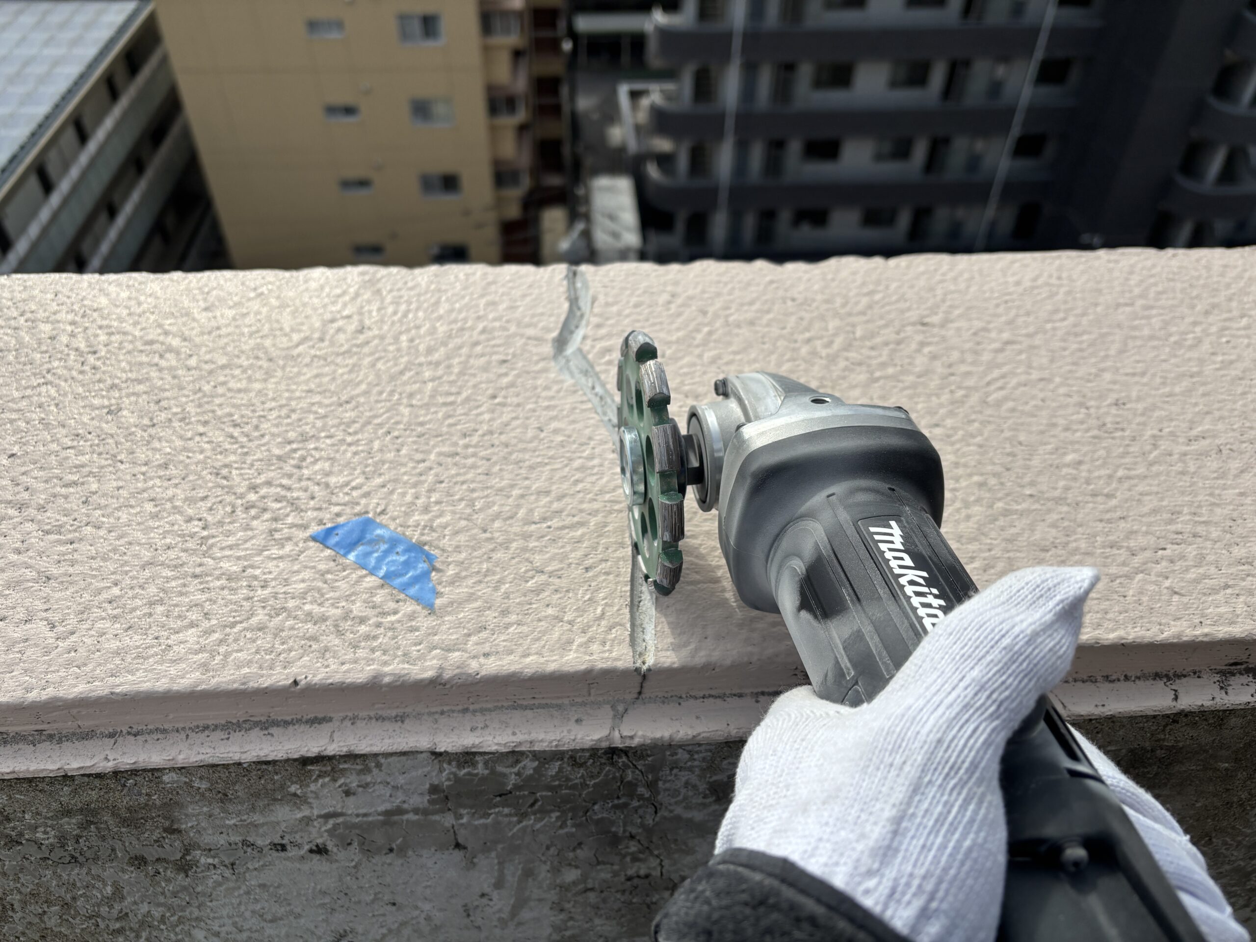 【埼玉県三郷市】RC造７階建て　某ホテル一部補修工事 | マンションやアパート・ビルの外壁改修工事は立川市の株式会社エムズクラフト